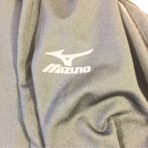 Woman’s size medium jogging top sweat suit top - Picture 7 of 9